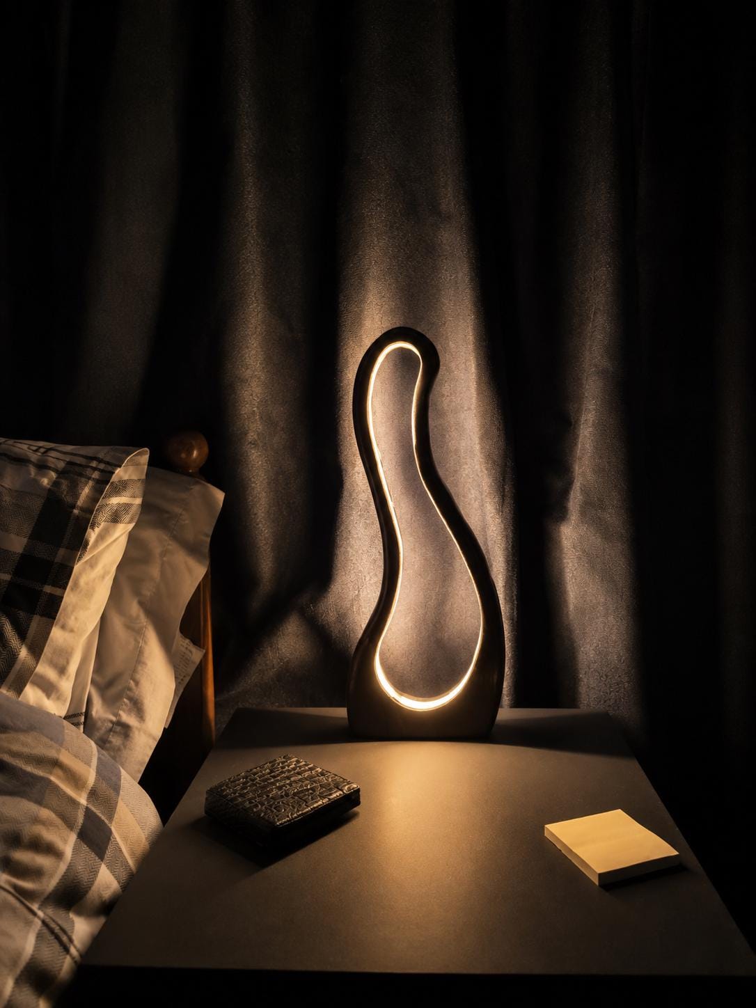 XL Groovy Lamp